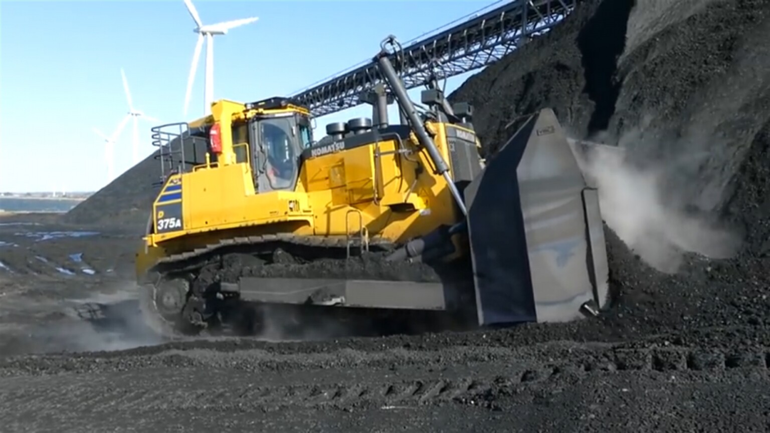 Big Komatsu is the king of the coal heap