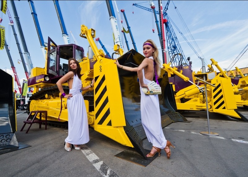 Russian Dozer babes