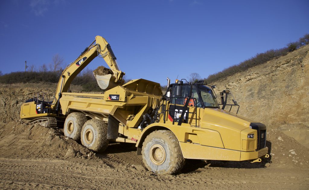 finning-infrastructure-adt-and-excavator-shot-1