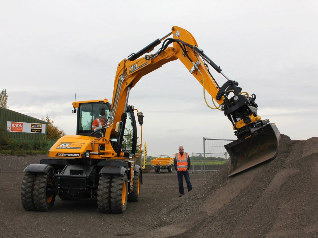 jcb-hydradig-2