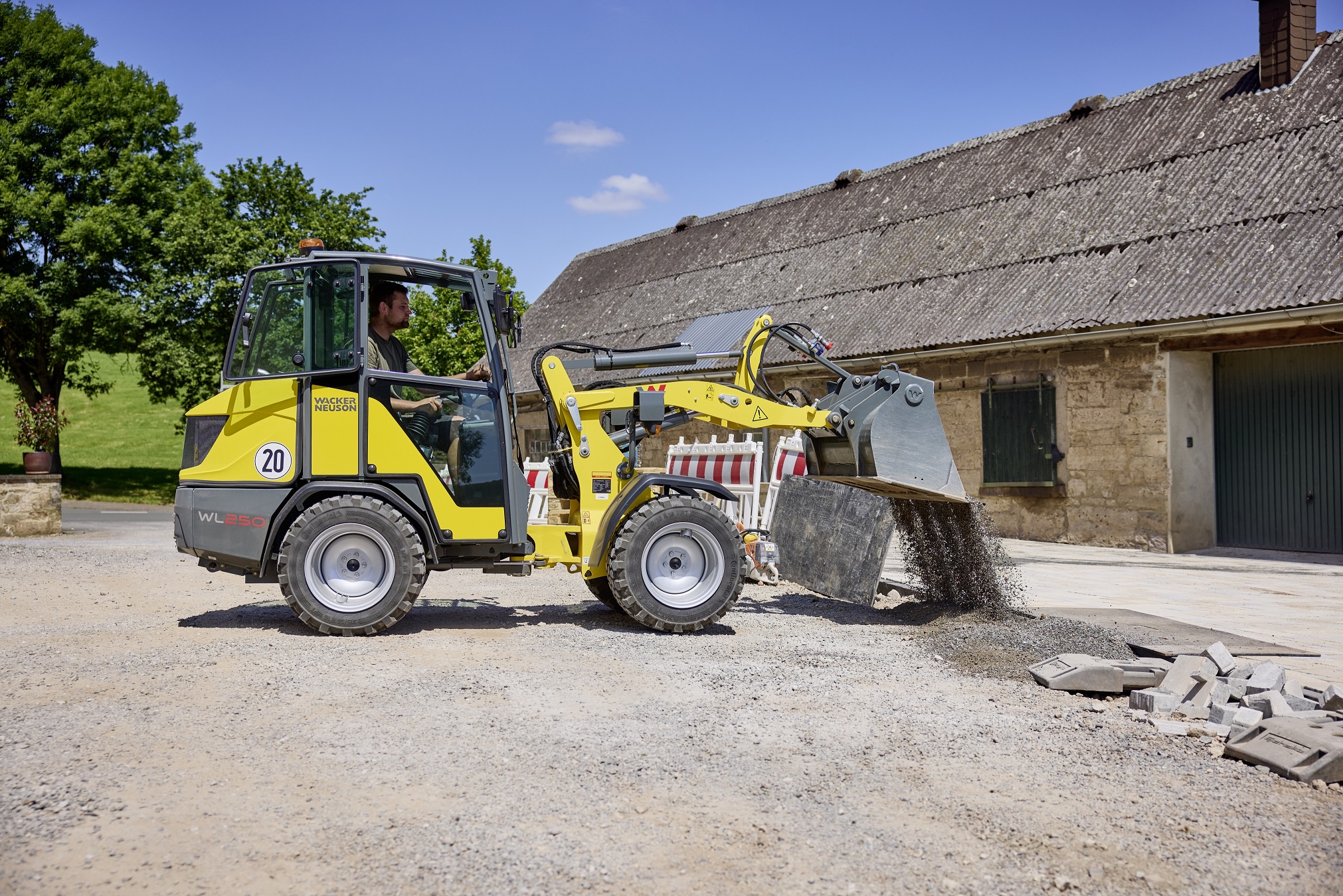 Kramer presents the new compact 5045 wheel loader