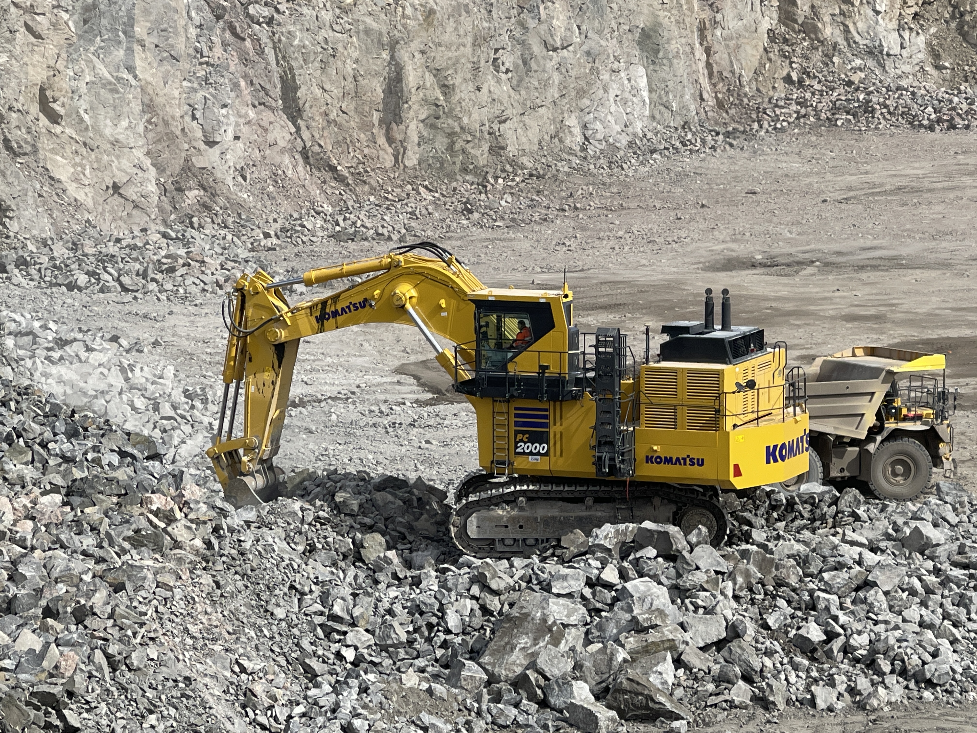 Close Personal with a Komatsu PC2000