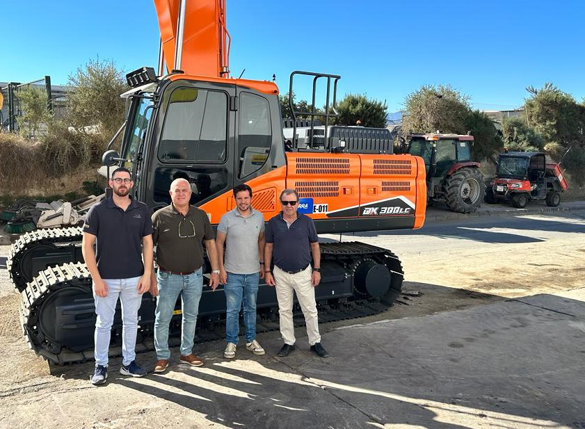 New Develon excavator on high-speed rail project