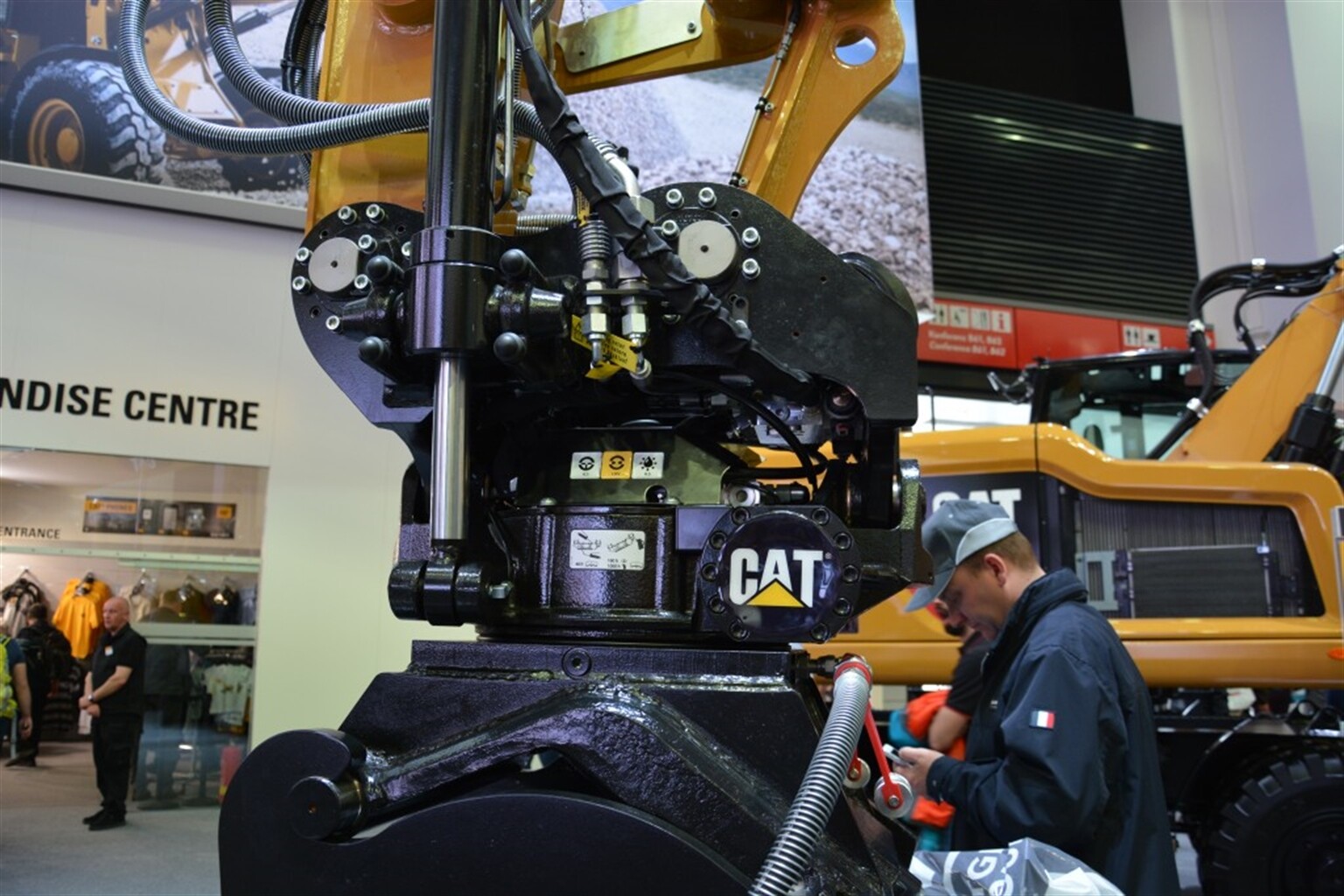 Rototilt gets connected with Cat