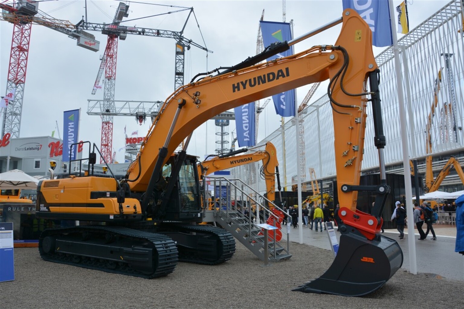 HX excavator range star for Hyundai at Bauma