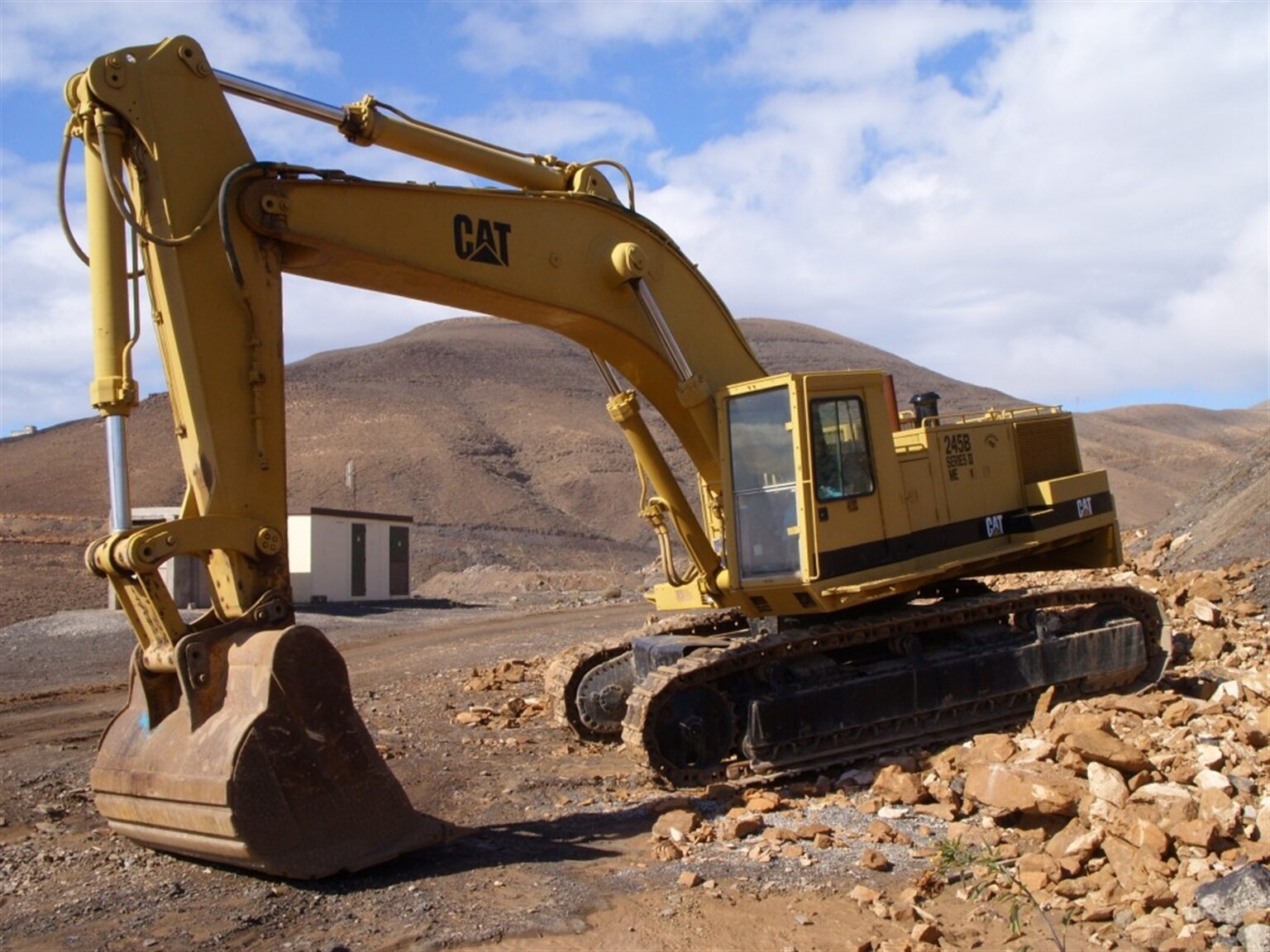 The Cat 245 a legendary excavator