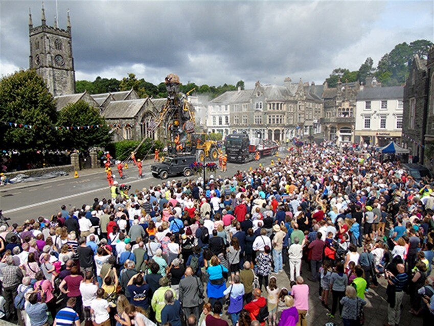 Man Engine Powers its way into Cornwall thanks to Volvo