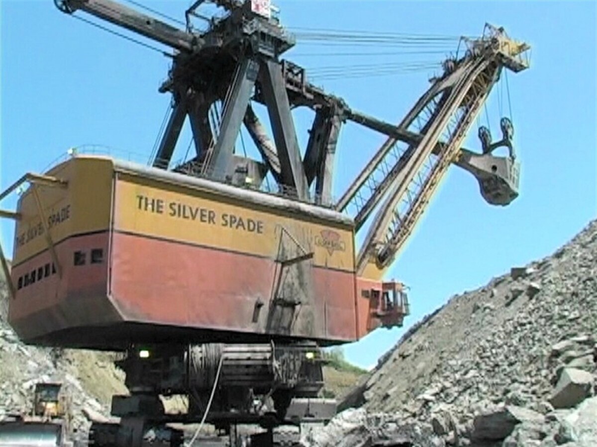 The Silver Spade an earthmoving legend