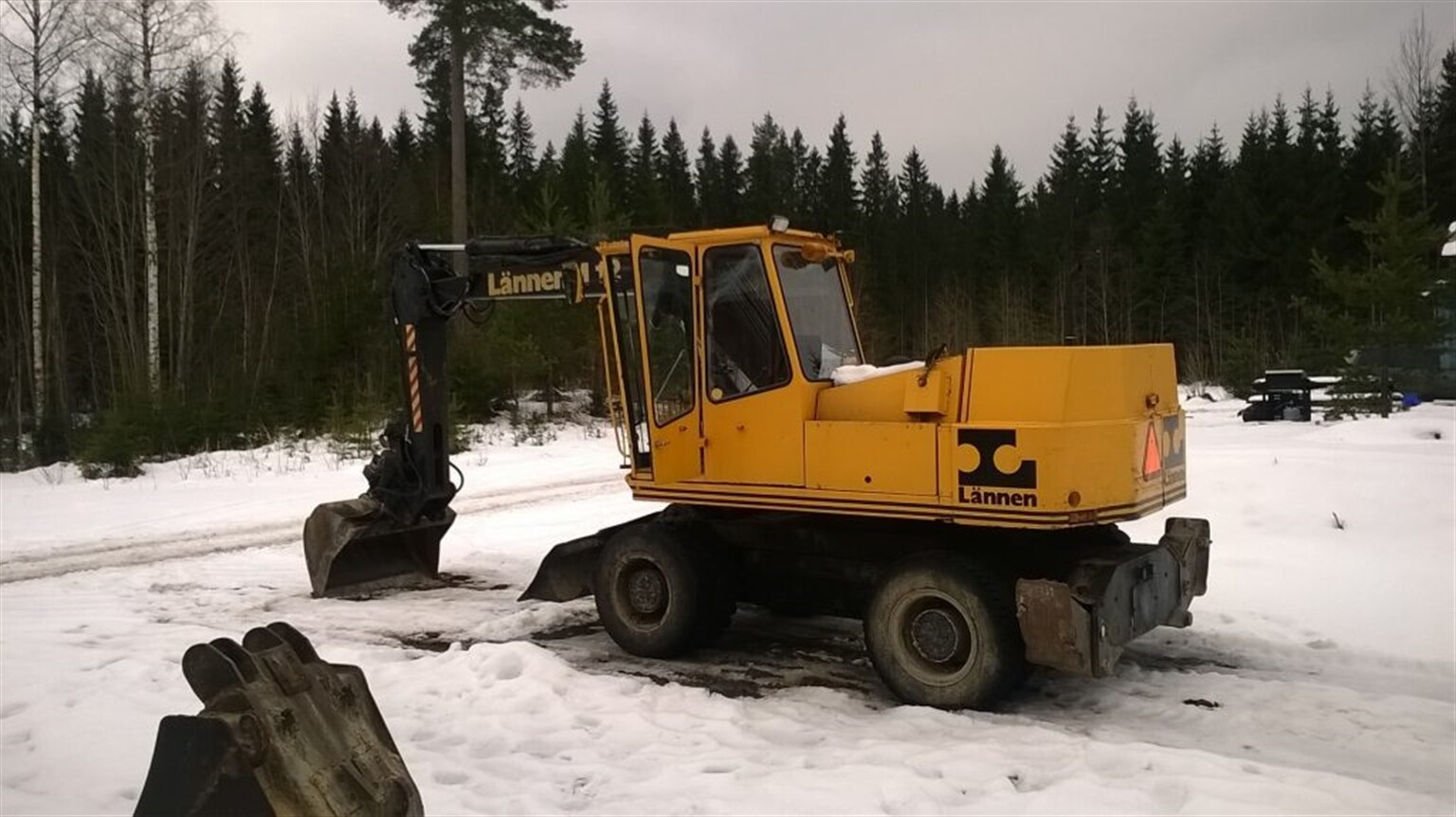 Old Lnnen at work