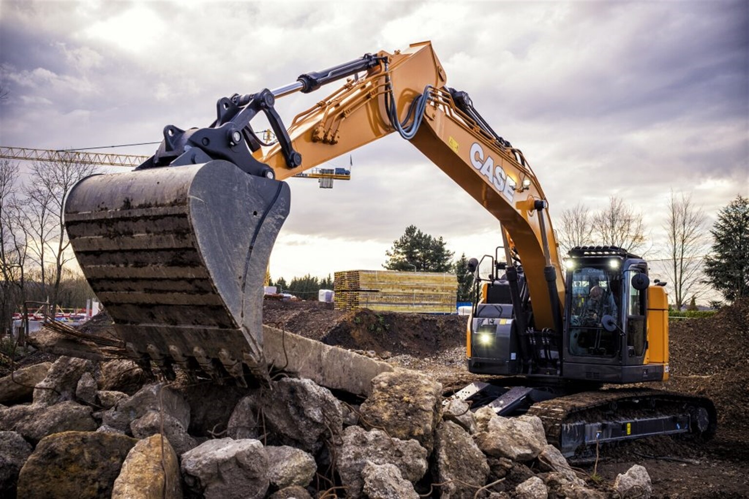 Case increases output with short radius upgrade