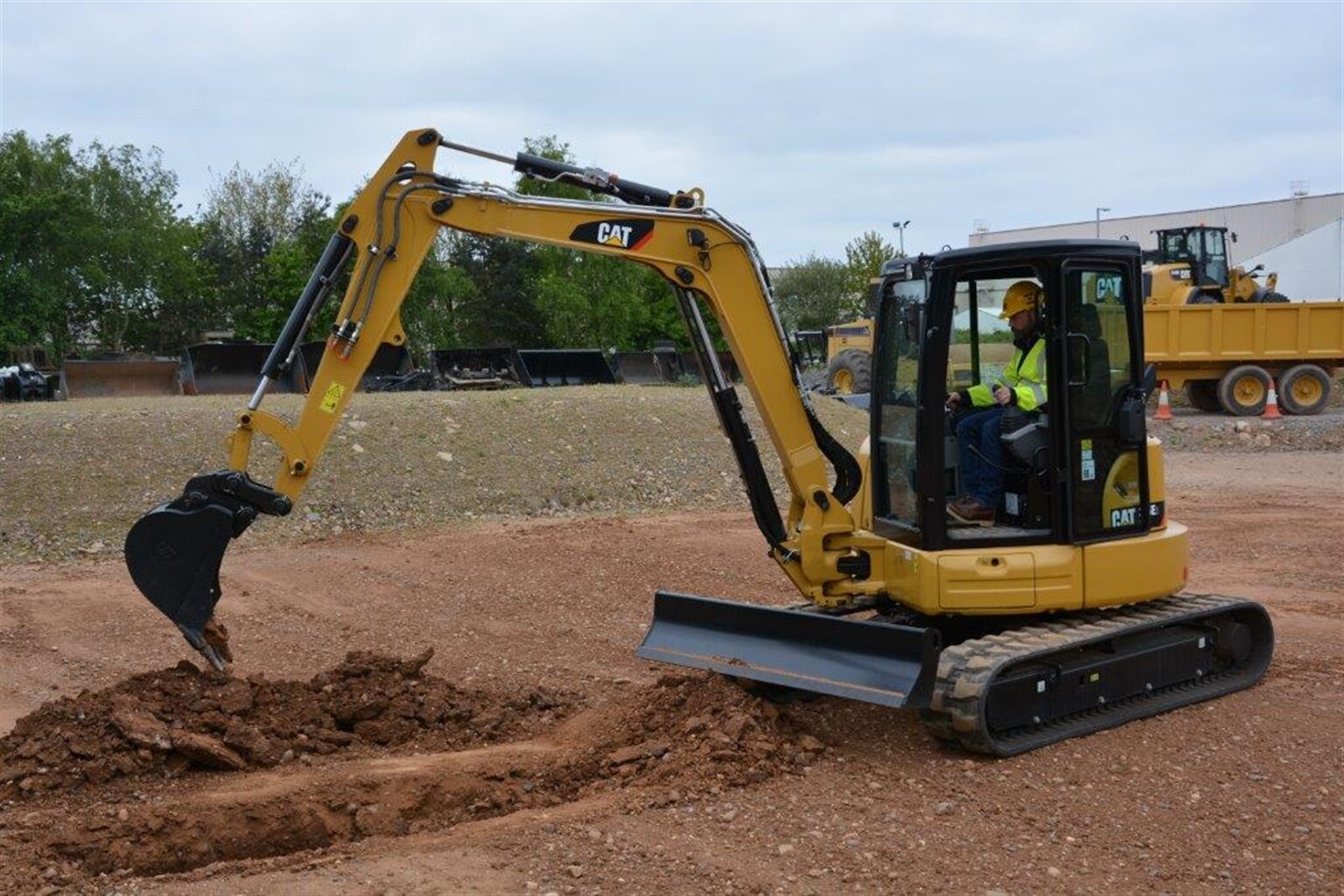 Digger returns to Desford