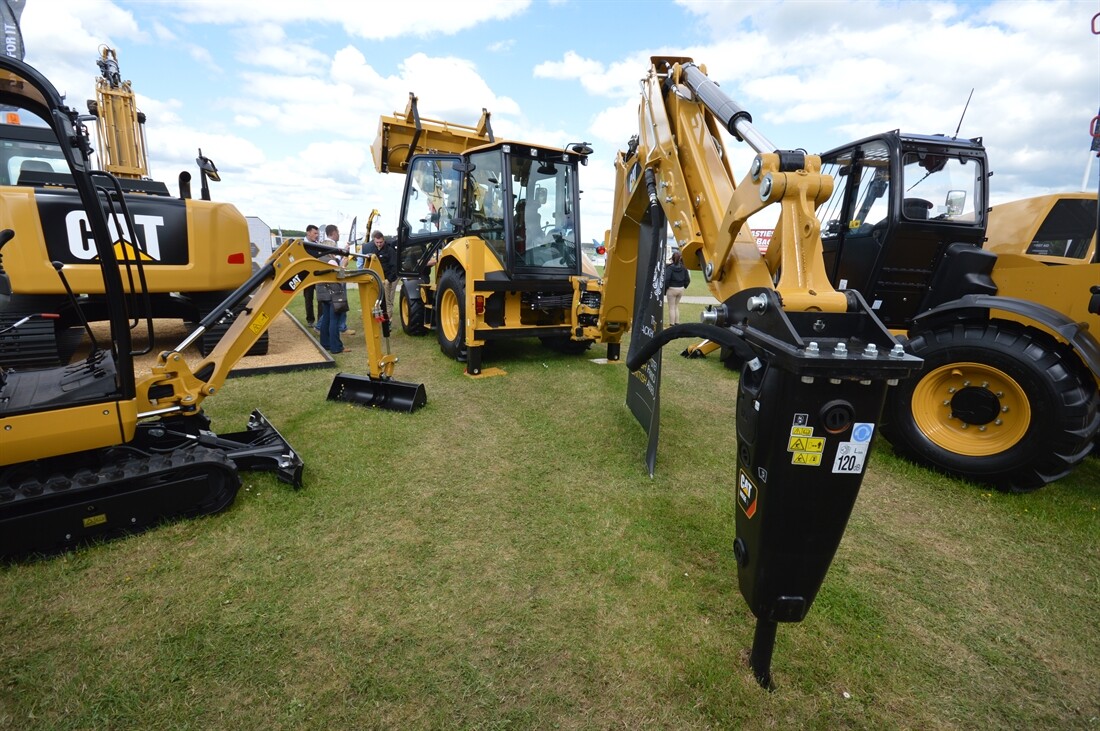 Digger Man Blog Plantworx 2017 meet up on the Finning UK stand