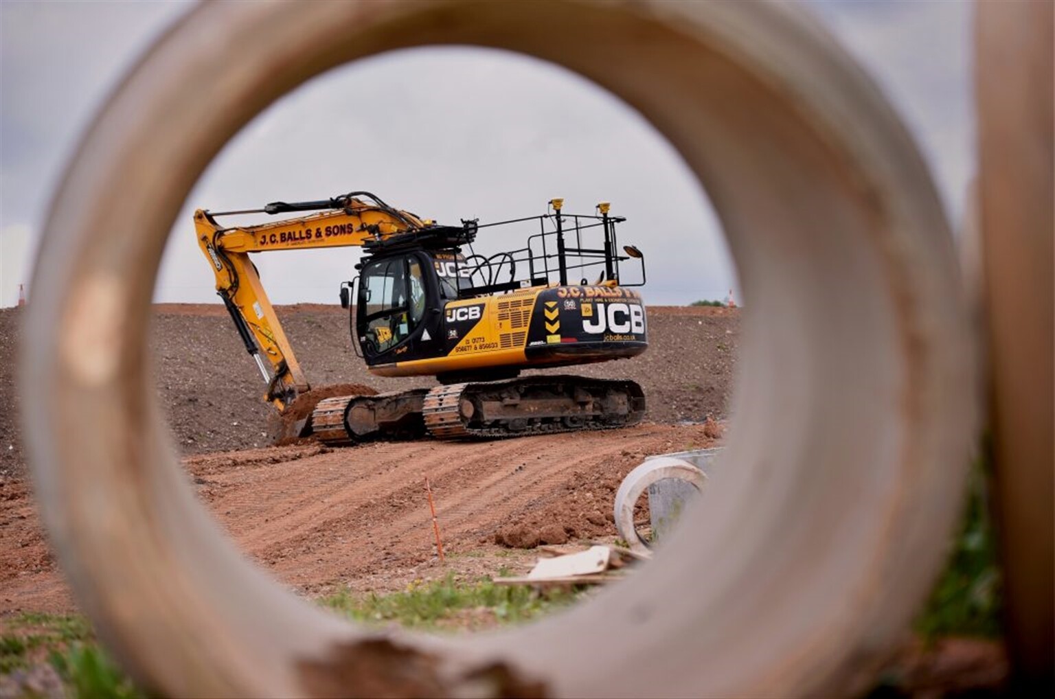 JC Balls JCB fleet deliver on major road project