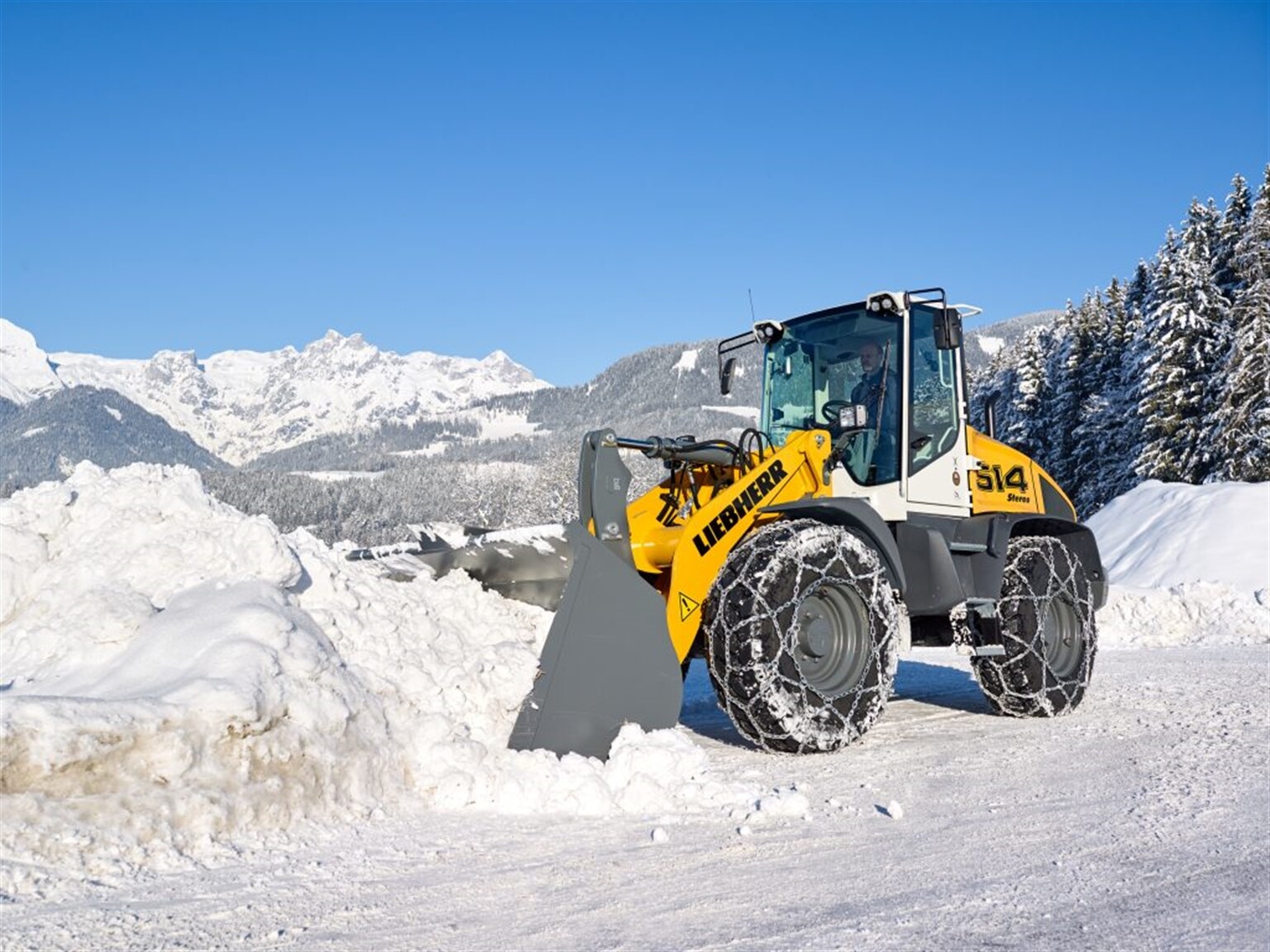 Gear up for winter with Liebherr Stereoloaders