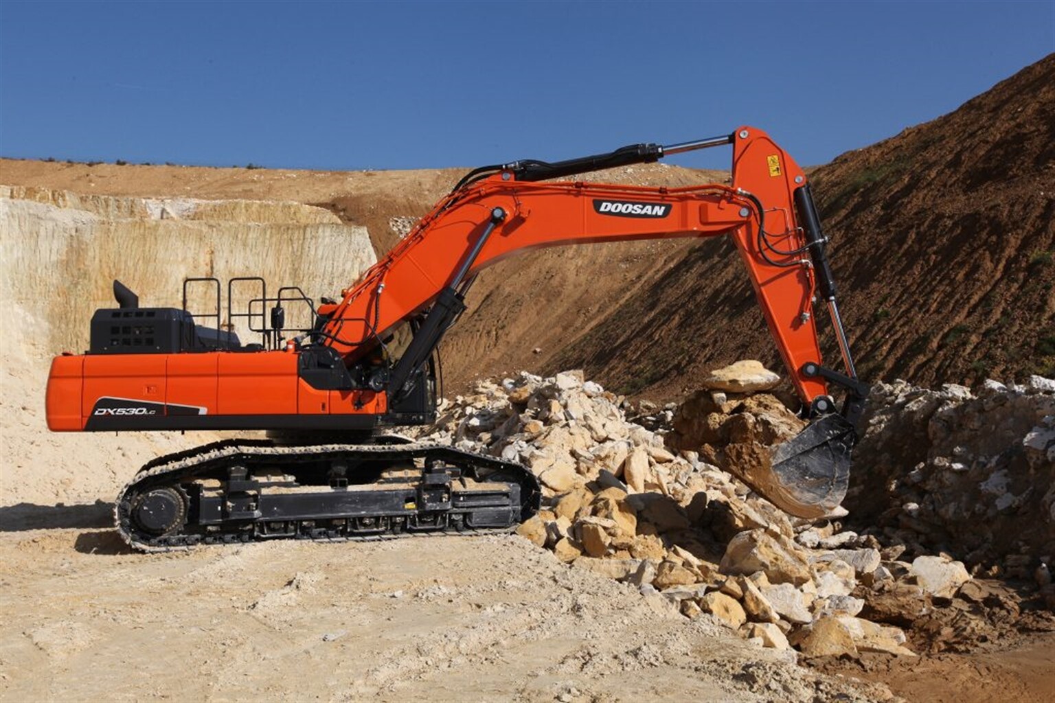 40 Years and 400,000 Units for Doosan at Intermat 2018