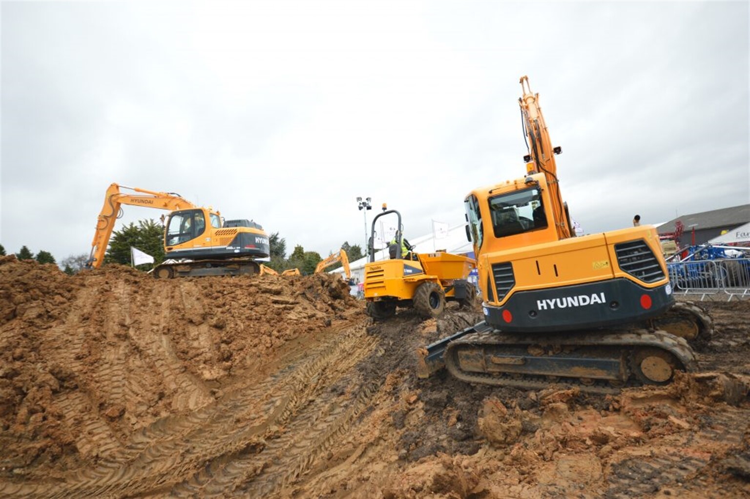 Long standing construction equipment salesman bows out after a 44-year career.