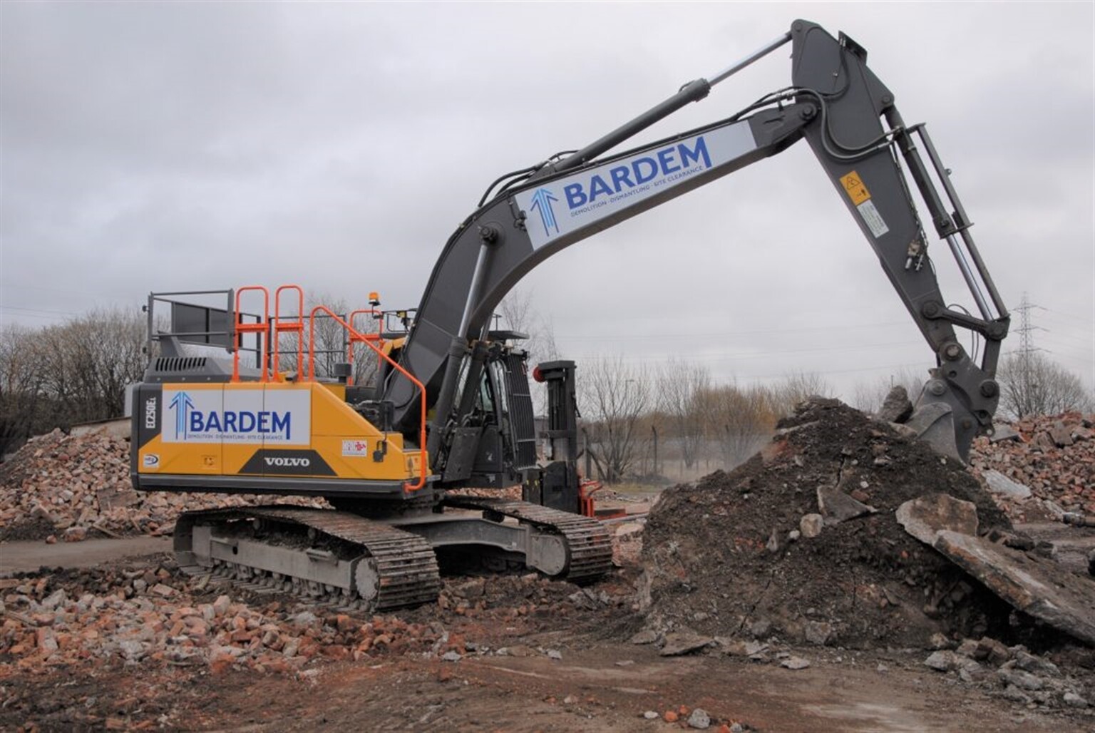 Bardem Ltd Gears Up with New Flagship Excavator