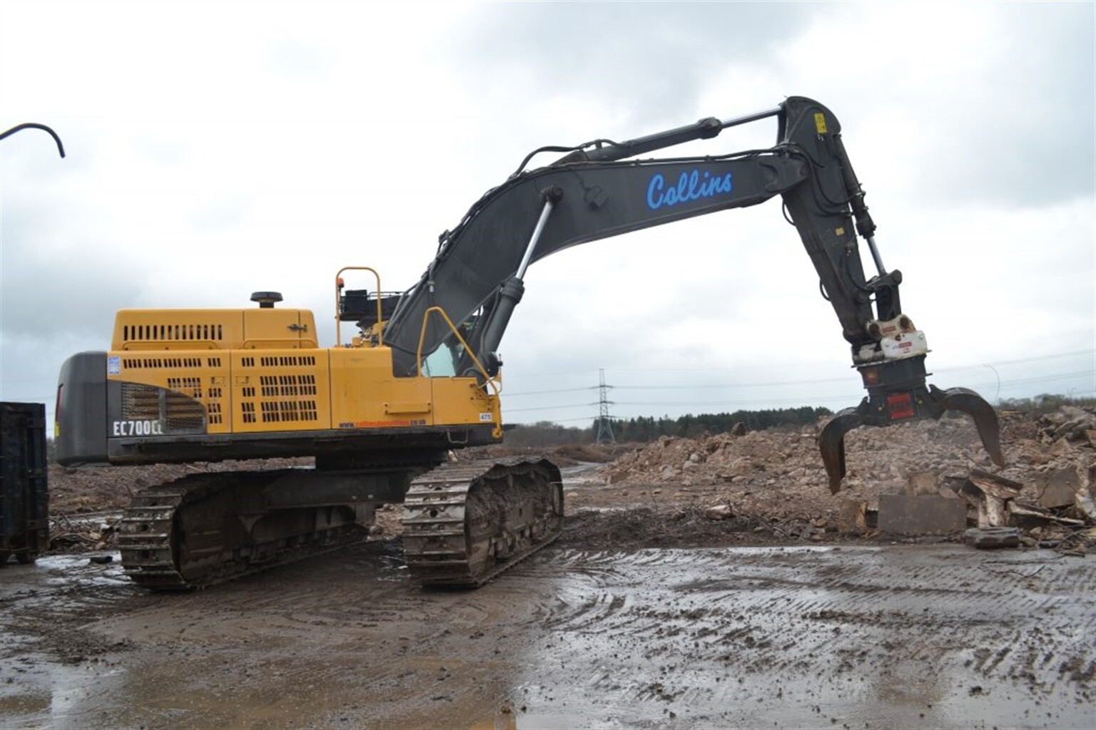 Collins Group add OilQuick to demolition fleet