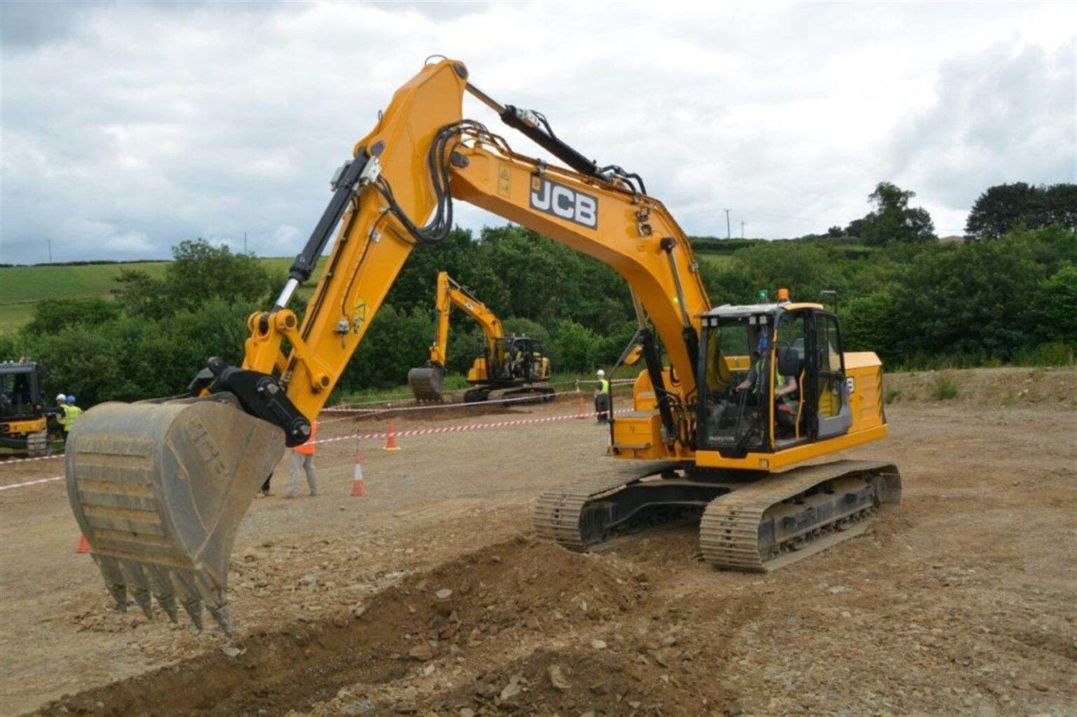 Operators dig in at Holt JCB Dig Day