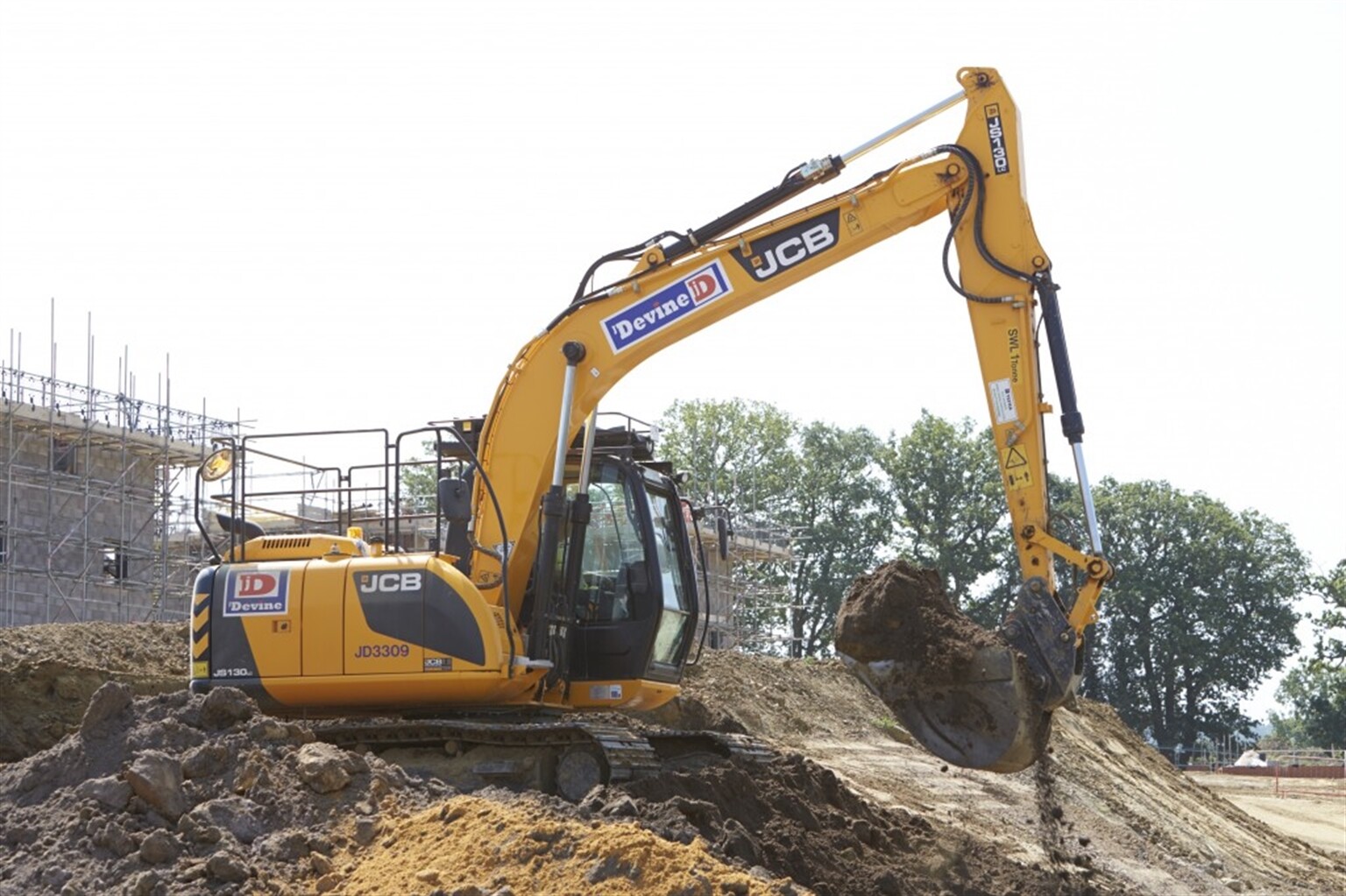 JCB fuel savings prove a Devine intervention