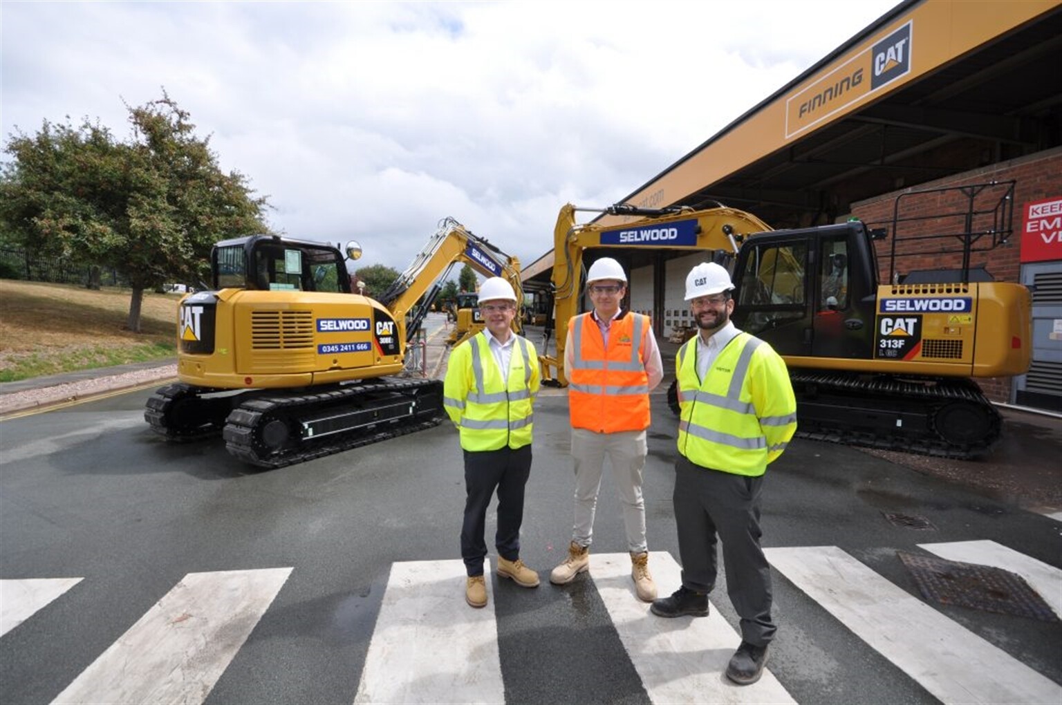 SELWOOD announces breakthrough CAT fleet and service partnership with FINNING