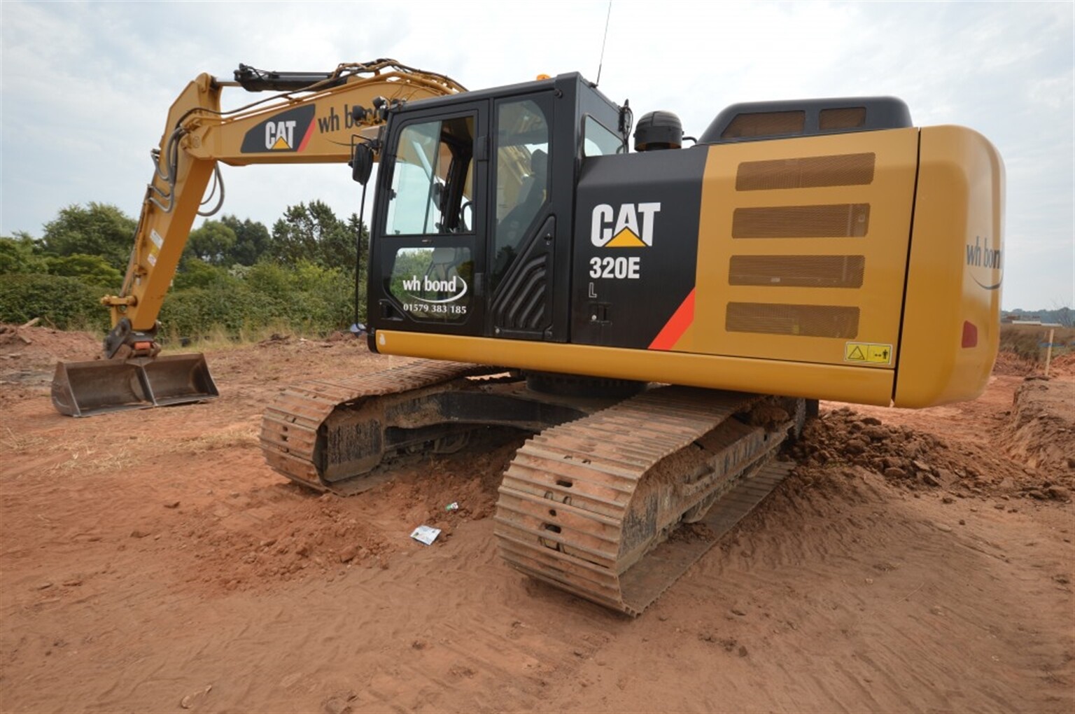 Digger puts the Cat E series to work