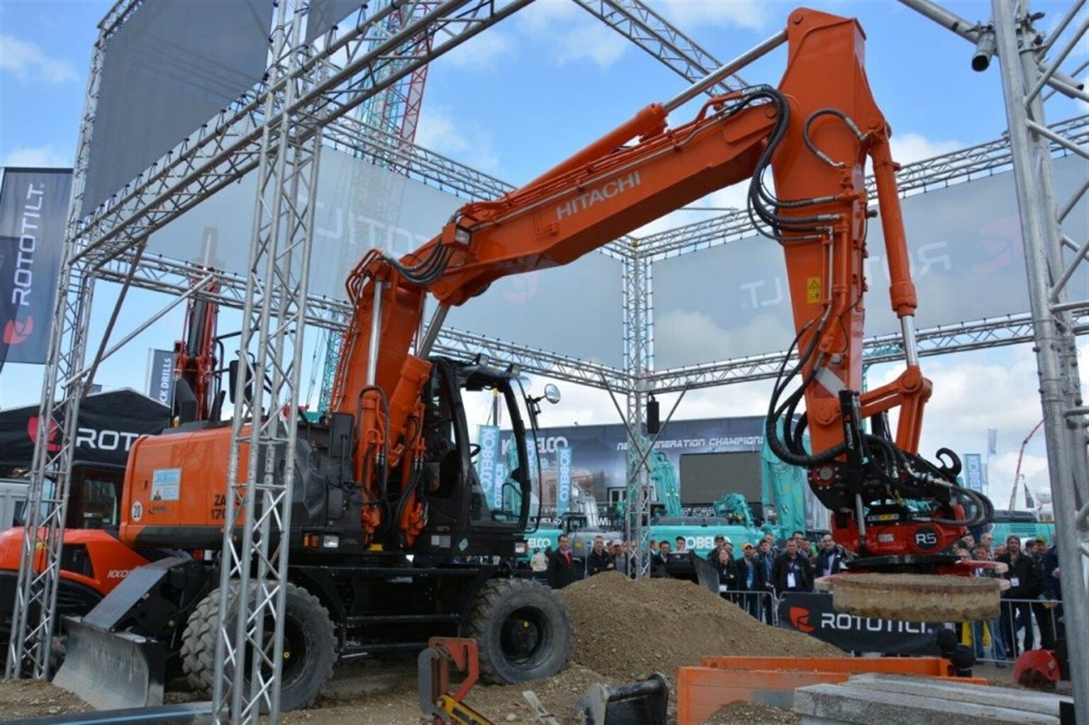 Are you an #excavatorhero