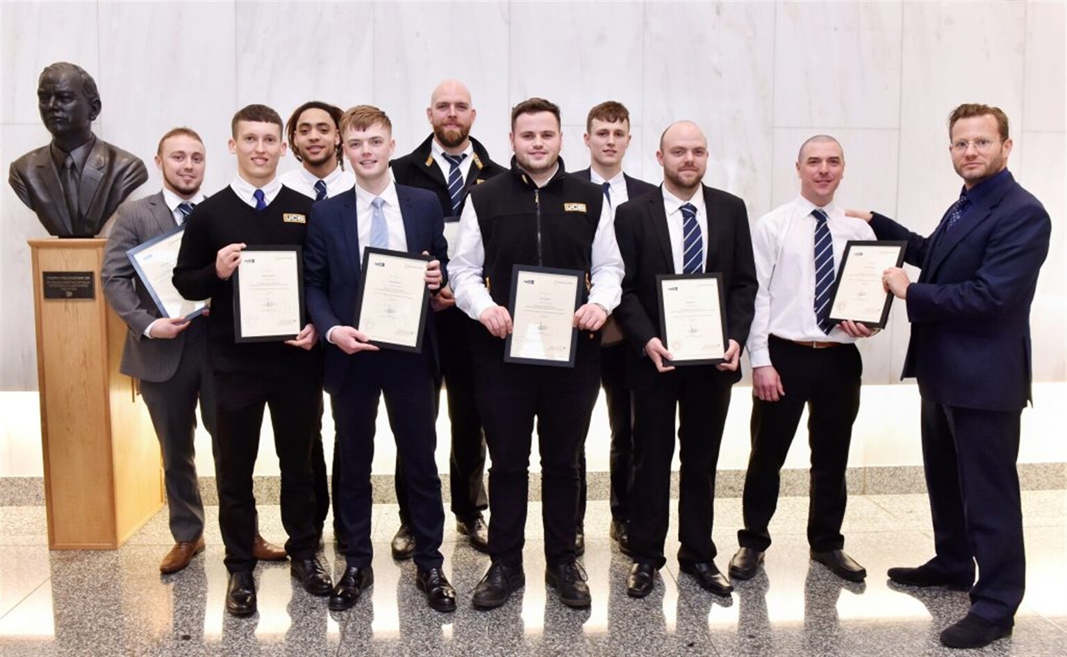 JCB CELEBRATES RECORD NUMBER OF CONTRACTS FOR APPRENTICES