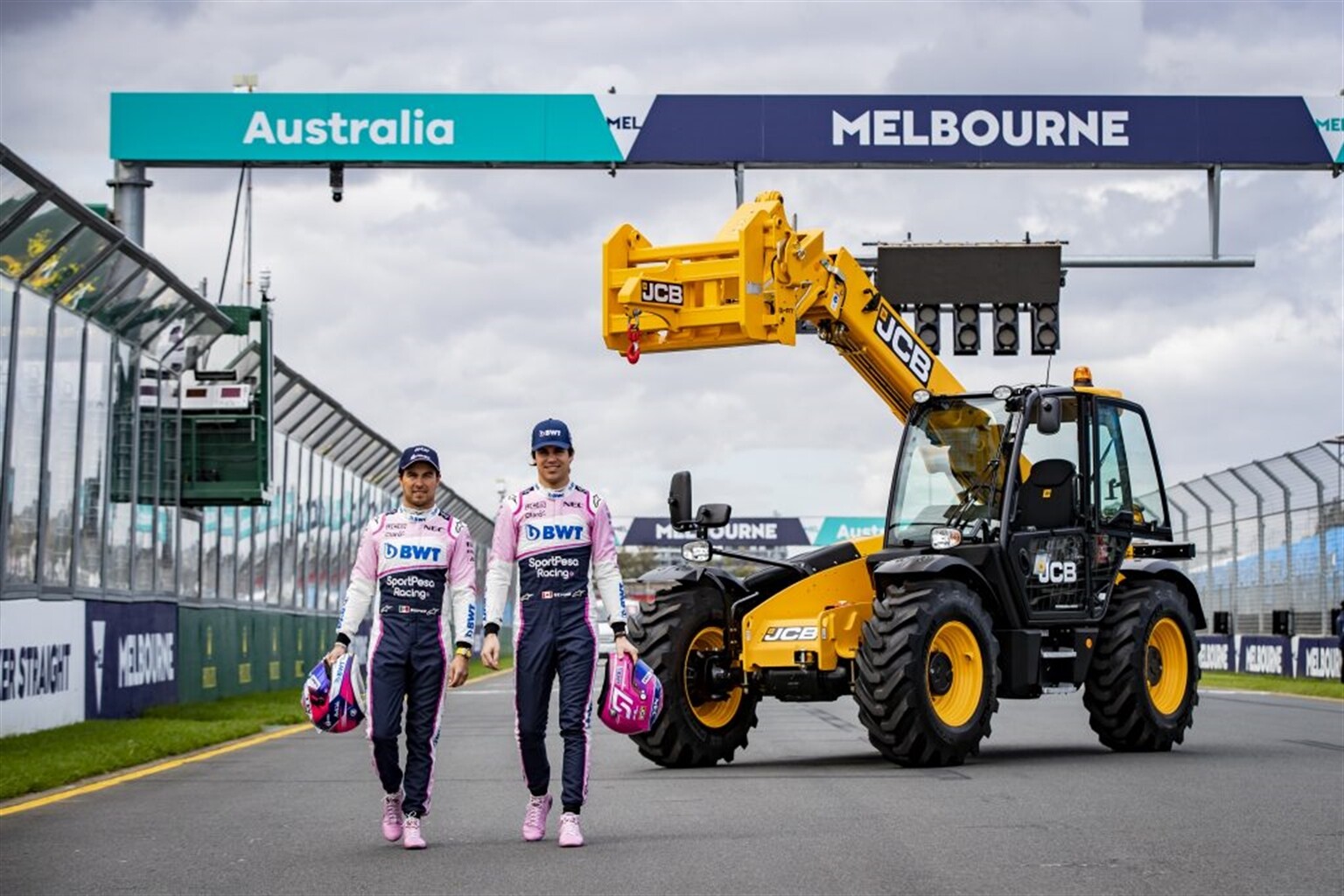JCB Loadalls Limber up for Australian Grand Prix