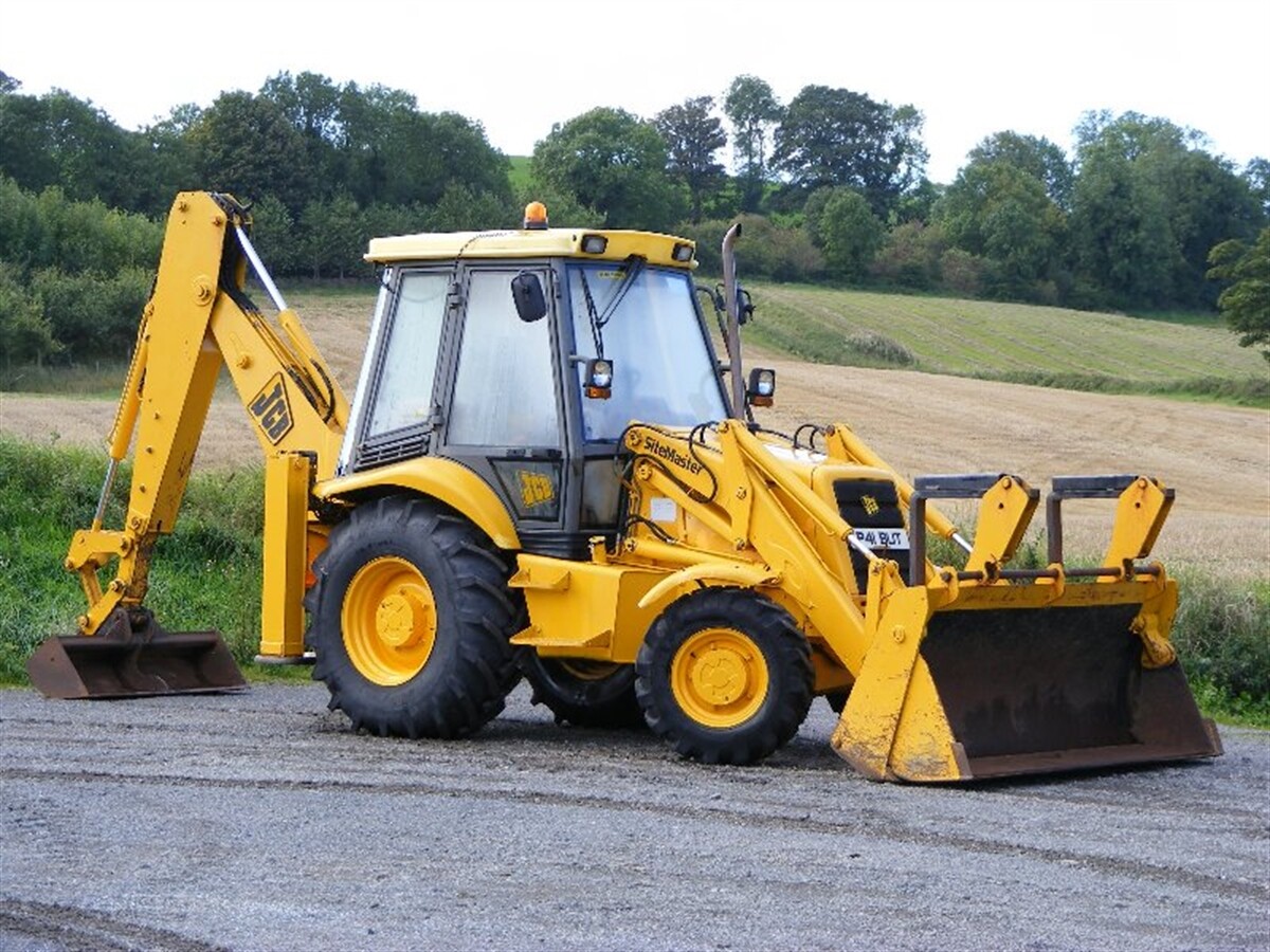 The Backhoe Loader that hit the Dome & the Headlines