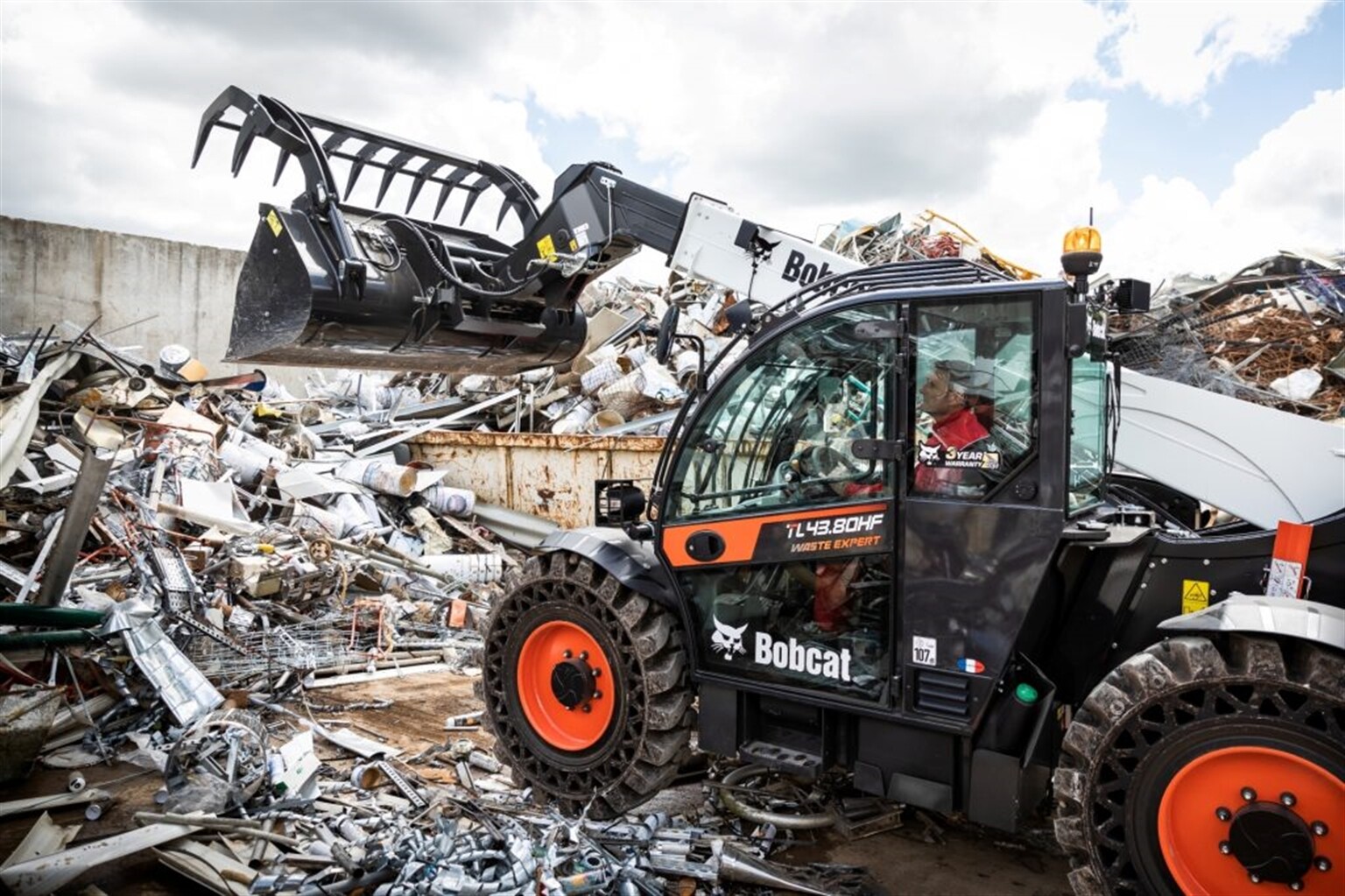 New Bobcat 'Waste Expert' is One Tough Animal