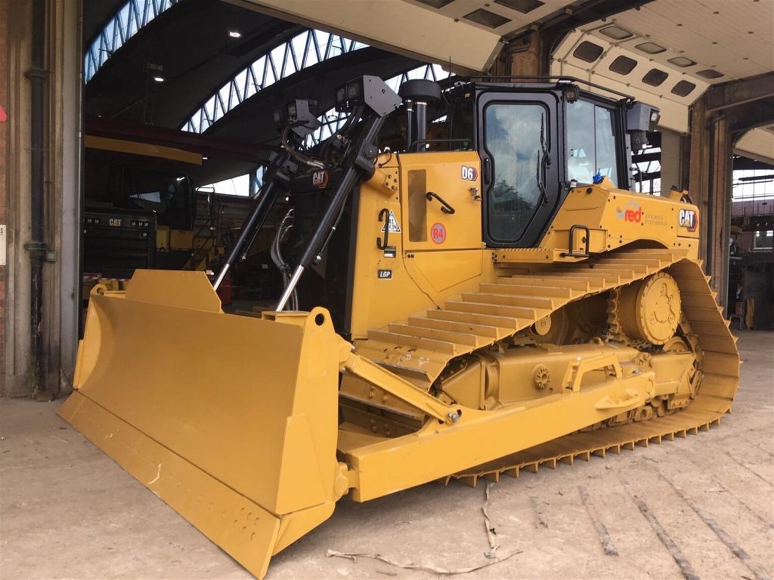 First Next Gen Cat D6 in the UK Goes to Red Materials