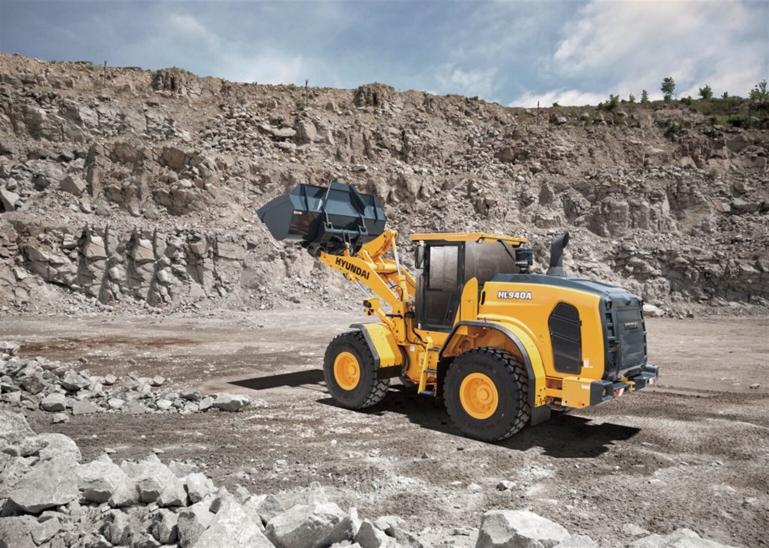 Hyundai Roll Out A-Series Wheeled Loader Upgrades