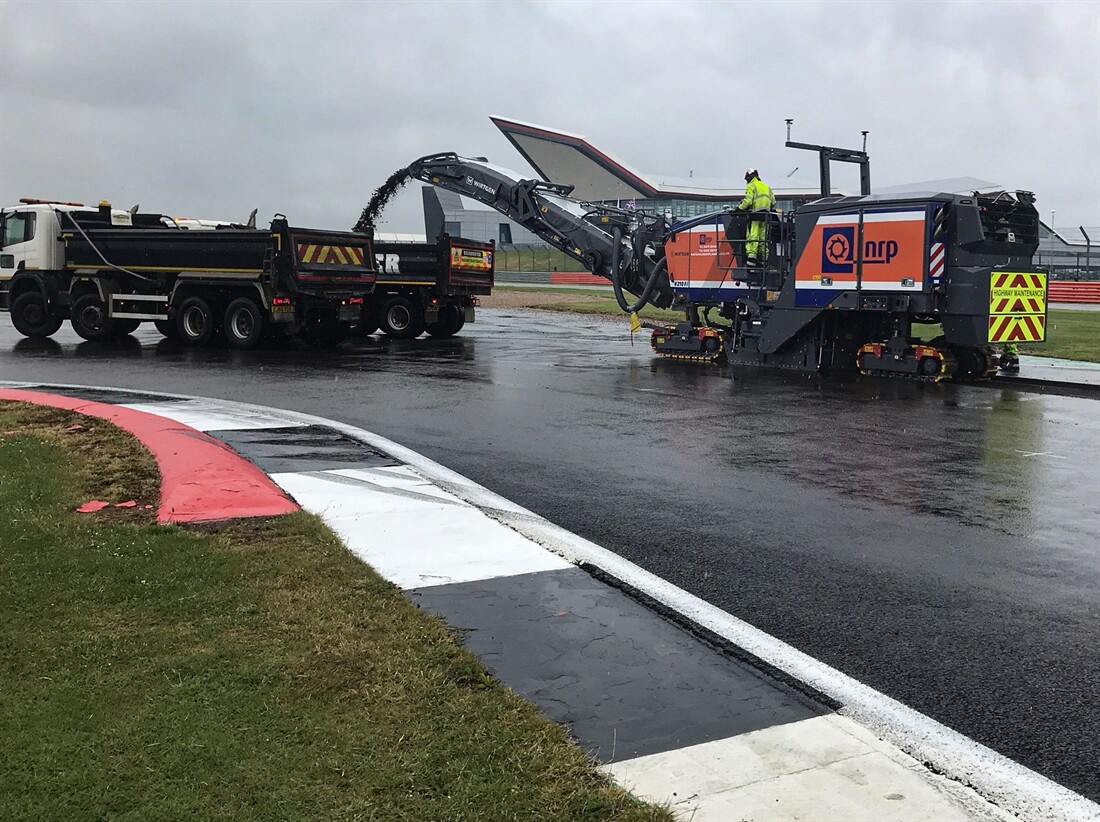 Pioneering resurfacing work at Silverstone