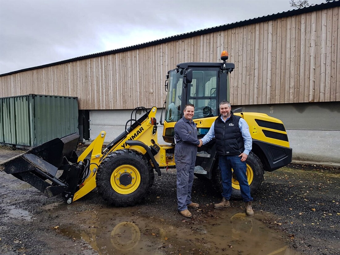 UKs first Yanmar V80 goes to Masters Spreading