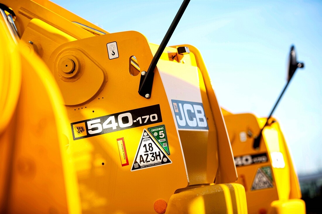 JCB makes CESAR ECV standard