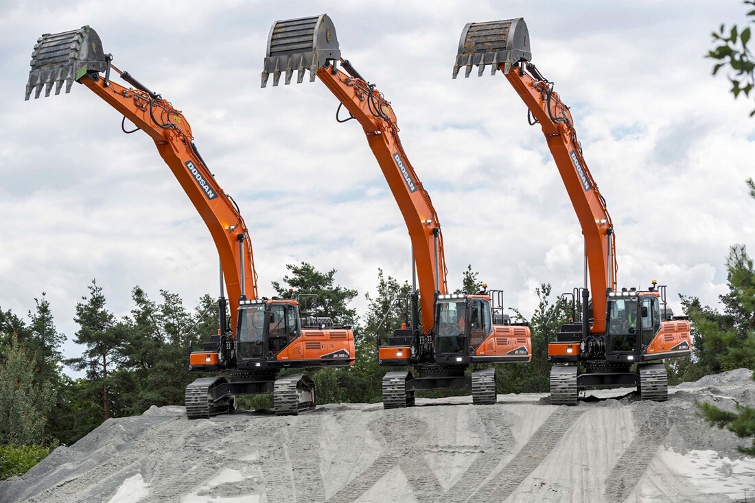 New Doosan DX380LC-7 Excavator