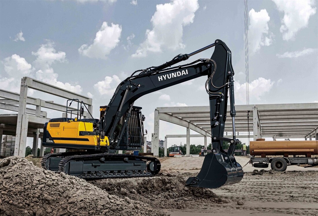 Hyundai's new HX220AL excavator