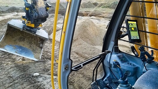 Engcon/Trimble Controls