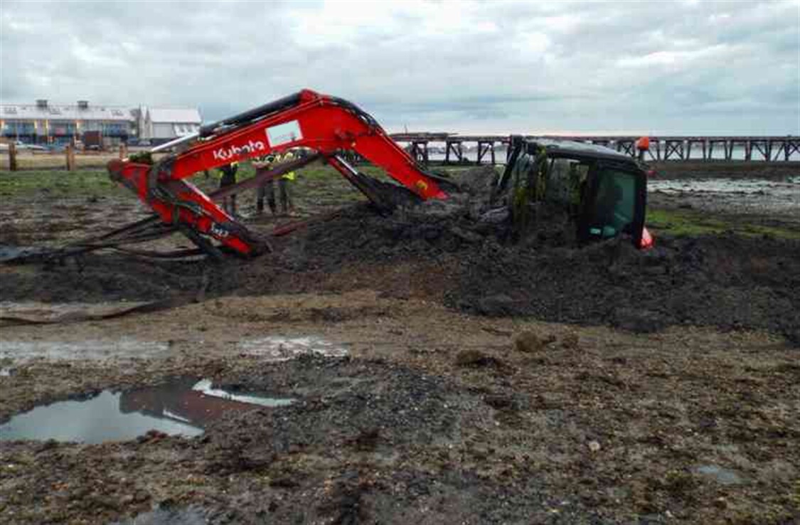 Digger comes to a sticky end
