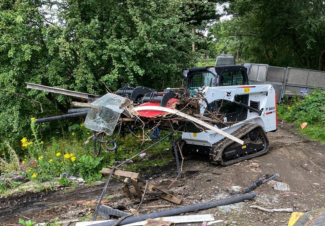 Bobcat tackles fly-tipping problem