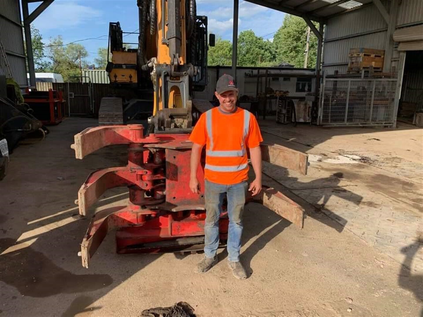 Multi-Skilled machine operator moves east to follow his dreams