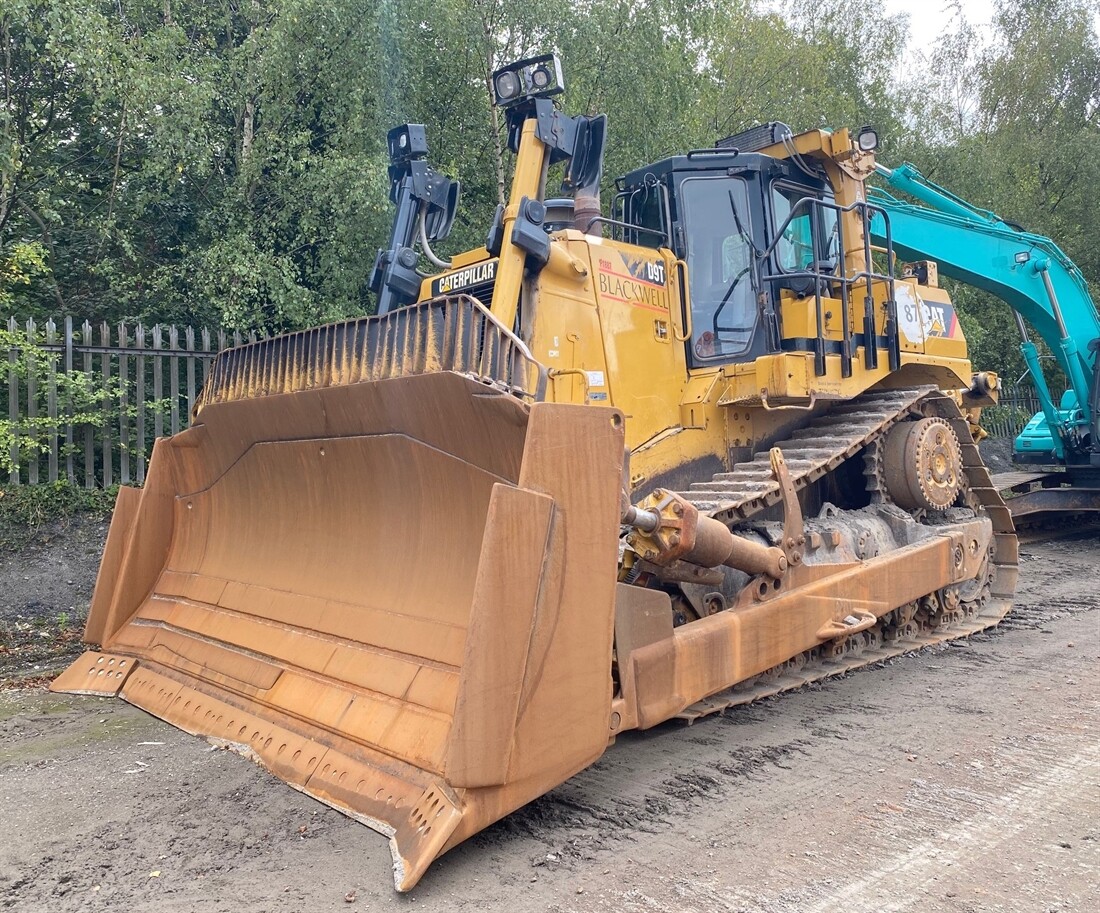 Cat D9T at Ritchie Bros inspires archive crawl