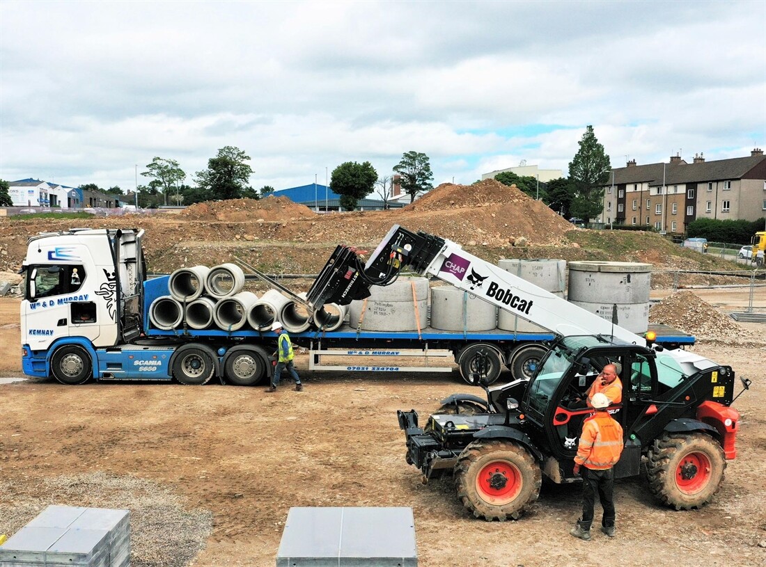 Range-topping telehandler