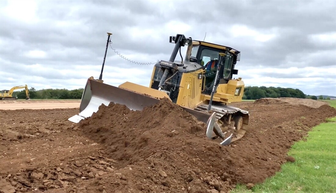 Gotta Love a Bit of Cat D7E action!