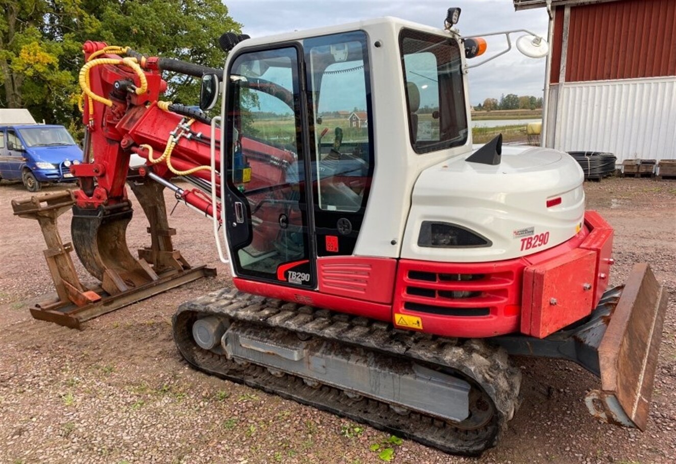 Rare Takeuchi plough conversion spotted