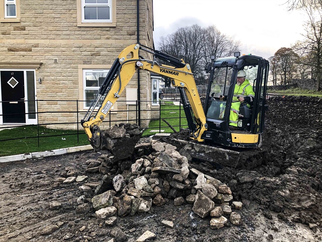 Yanmar ViO26-6 for Holmfirth Building Services