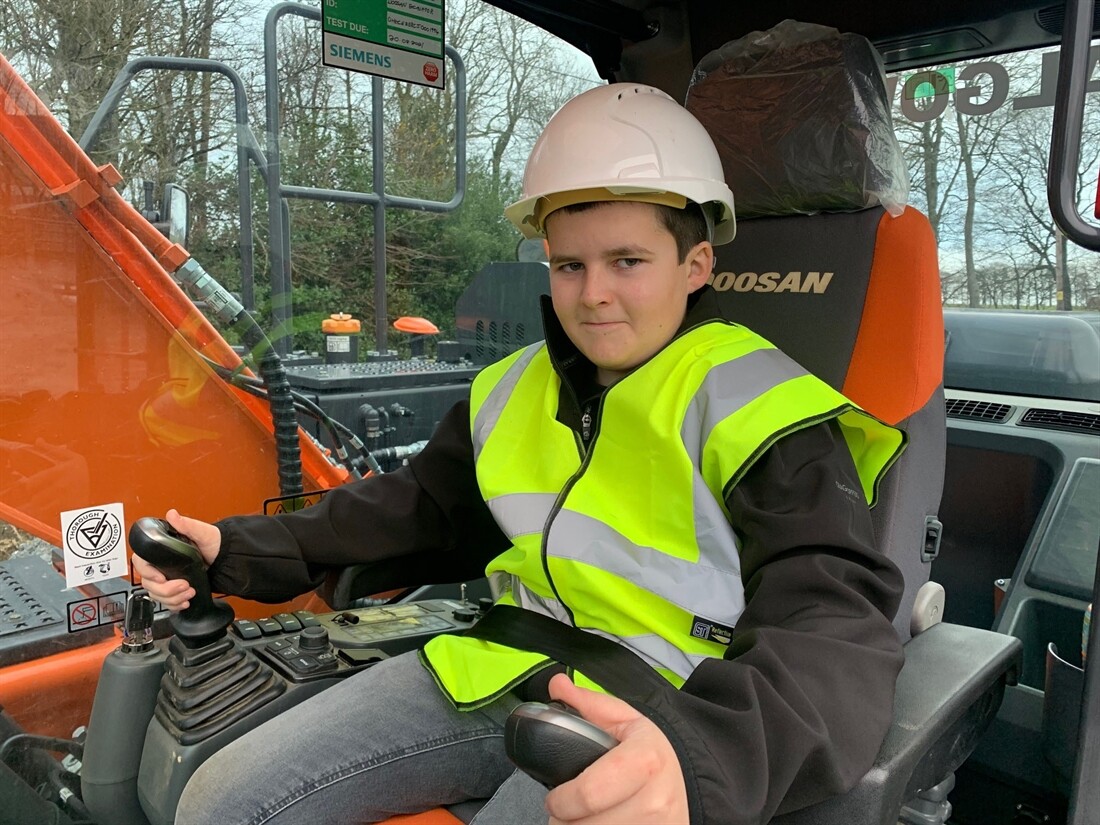 13-year old Jamie Currie becomes trained operator