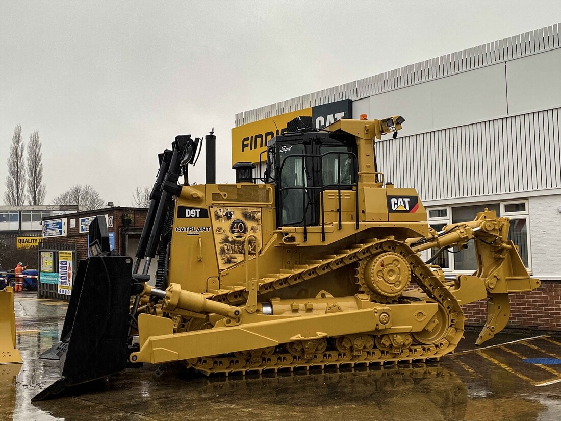 CatPlants customised dozer