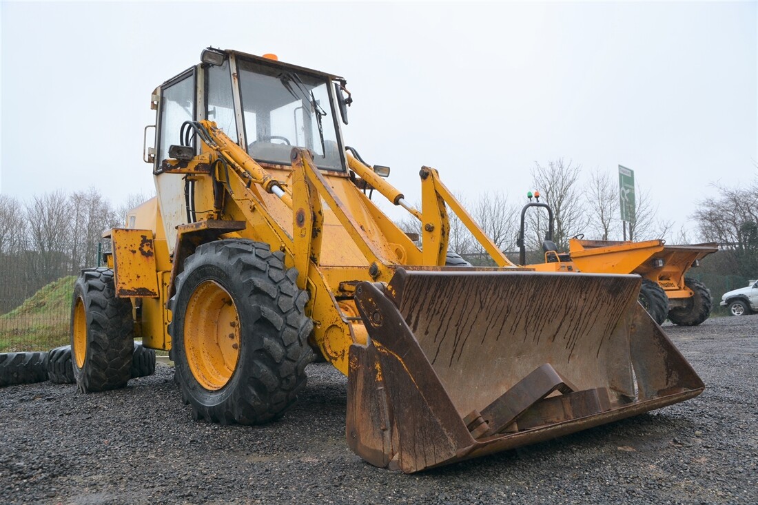 Old JCB Loader Ready to Serve Another Day